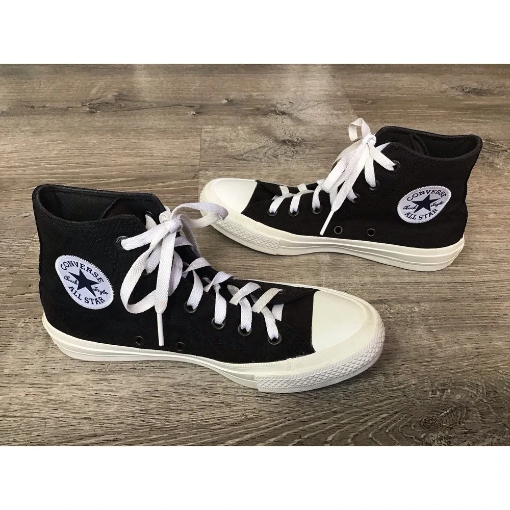 Converse Chuck Taylor All Star 2 Mid Black/White Sneaker 150143C Women's Sz 7.5